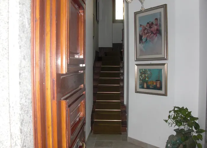 La Maison Blanche Acomodação com café da manhã  *