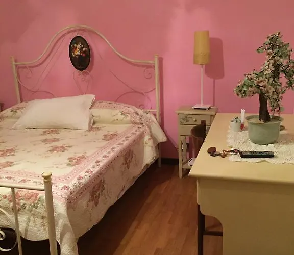 Acomodação com café da manhã  La Maison Blanche
