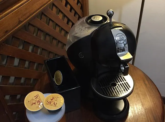 La Maison Blanche Acomodação com café da manhã  *